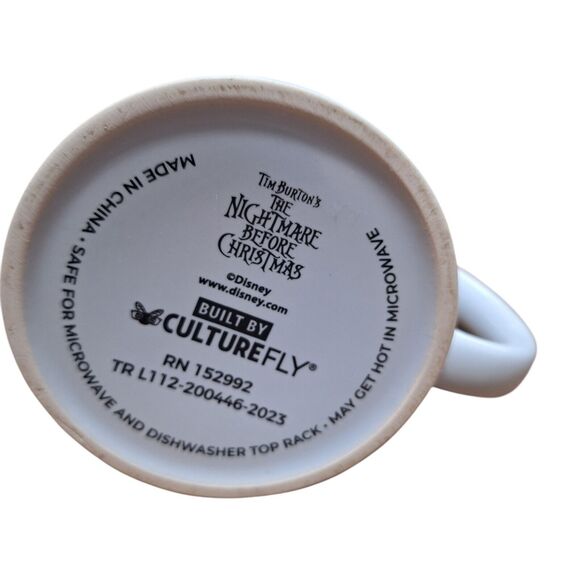 DISNEY'S NIGHTMARE BEFORE CHRISTMAS White Santa Hat COFFEE TEA CERAMIC MUG 2003 - Picture 6 of 8